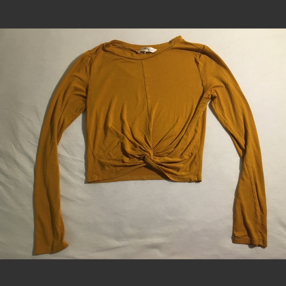 Long Sleeve Tied Tee